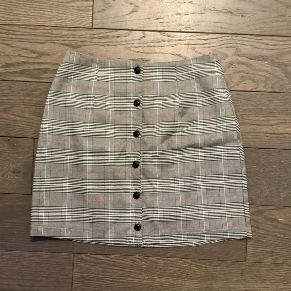 Plaid mini skirt with button up closure
